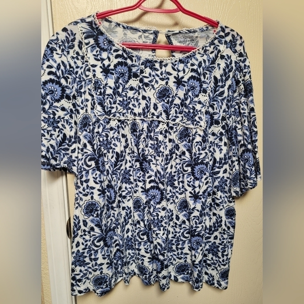 Studio Park x Amy Stran top